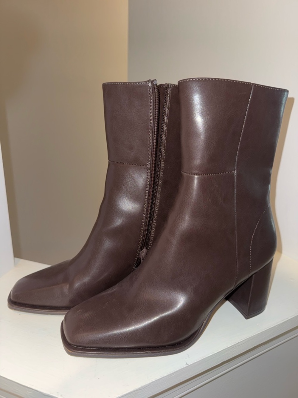 Steve Madden Madden Girl Chocolate Brown Booties Monica 8.5 like new